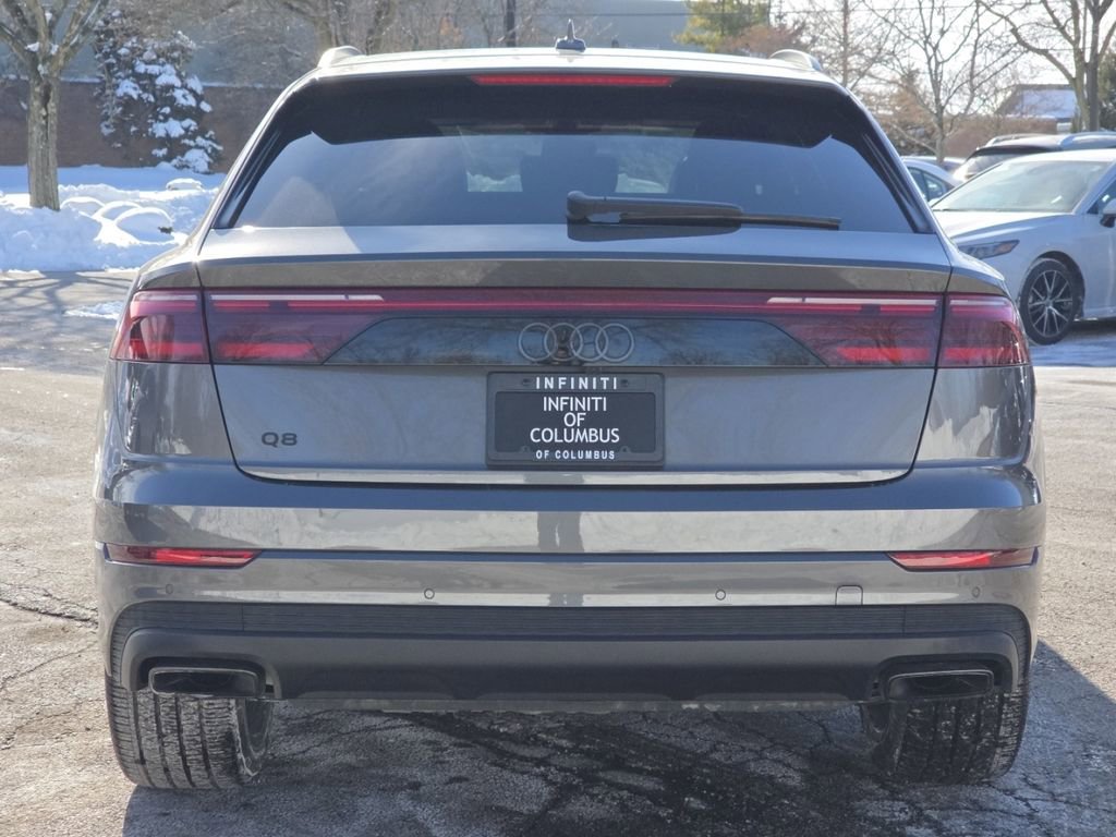 Used 2025 Audi Q8 Prestige image 26