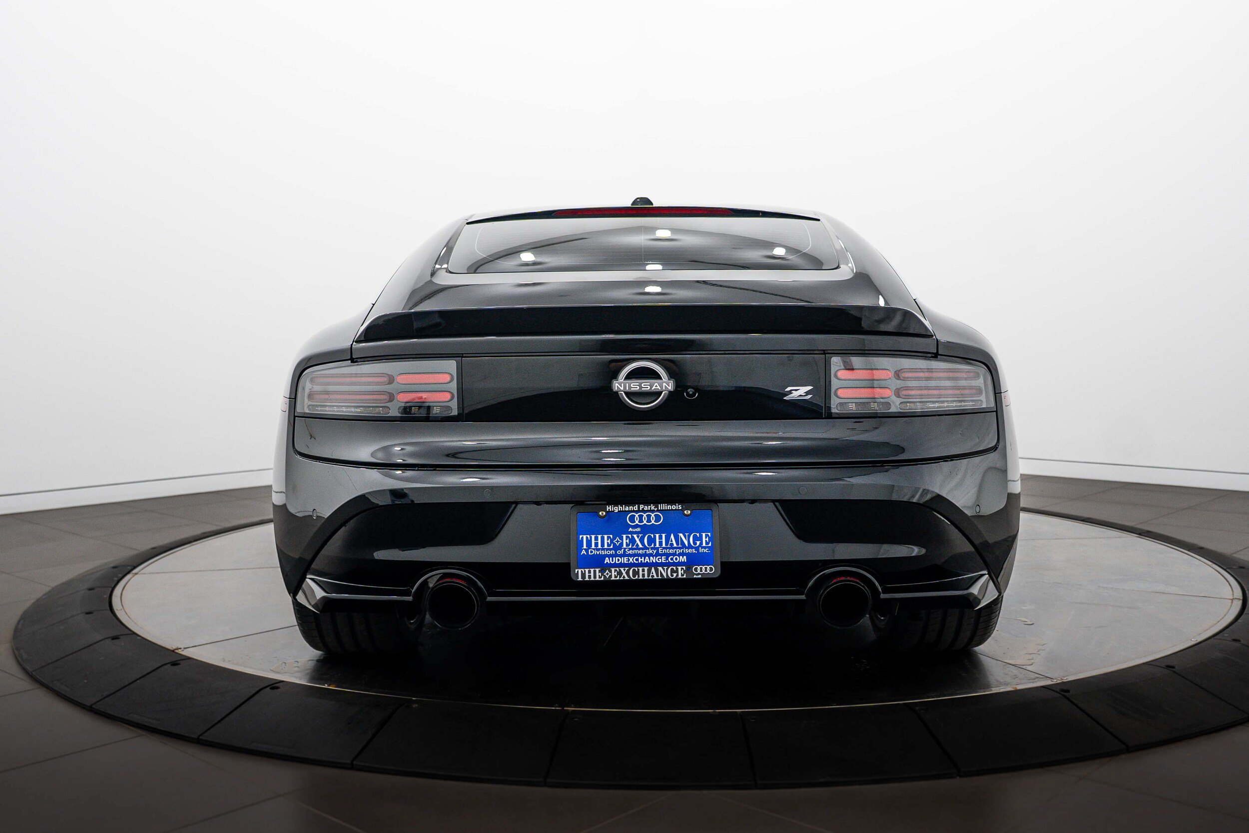 Used 2024 Nissan Z Performance w/ Floor Mat Package RWD image 28
