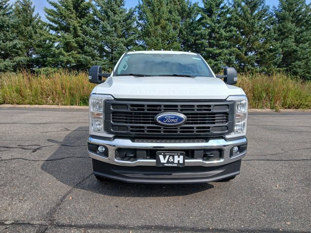 New 2026 Ford F350 XL w/ XL Chrome Package image 2