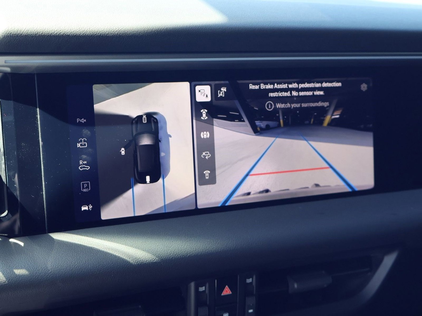 New 2026 Porsche Macan Electric RWD image 18