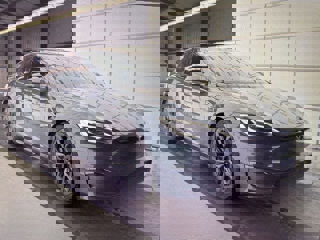 Used 2021 Tesla Model S Plaid image 1