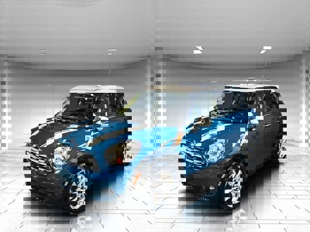 Used 2012 MINI Cooper Countryman image 1