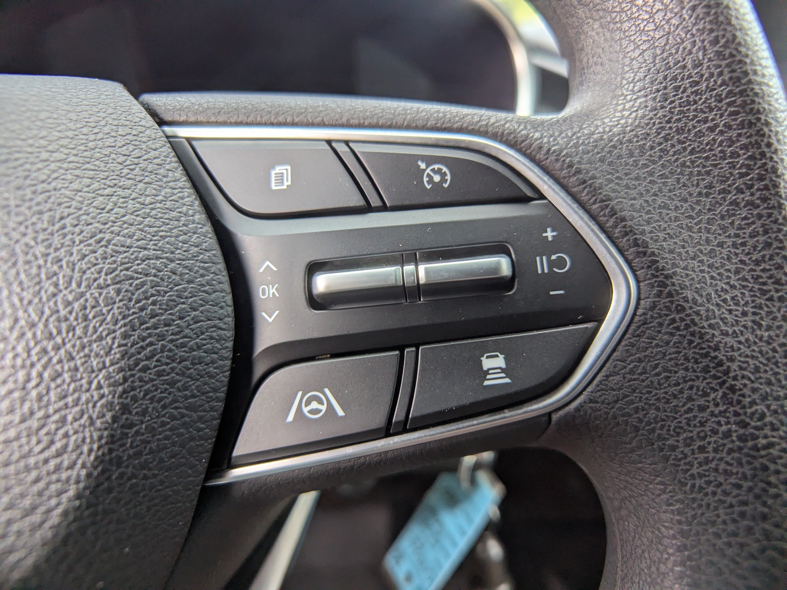 Used 2023 Hyundai Santa Fe SE AWD/4WD image 24