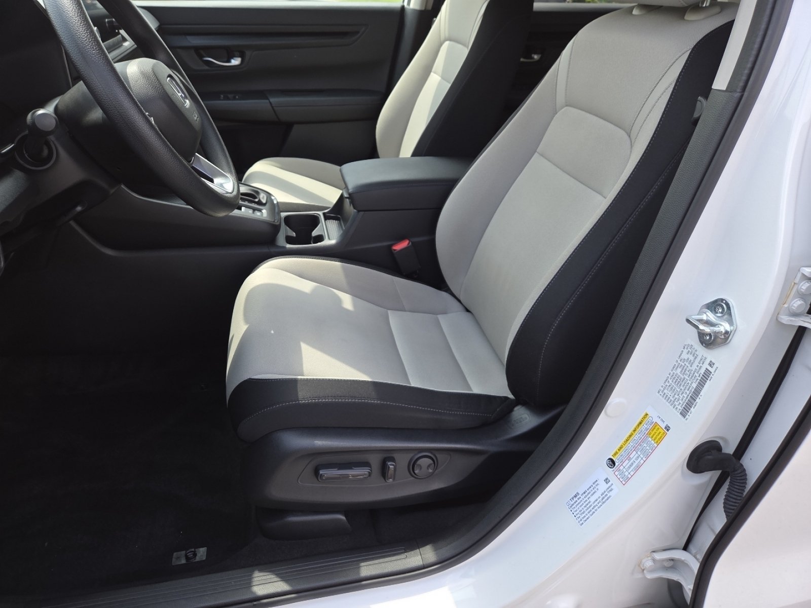 Used 2024 Honda CR-V EX image 25