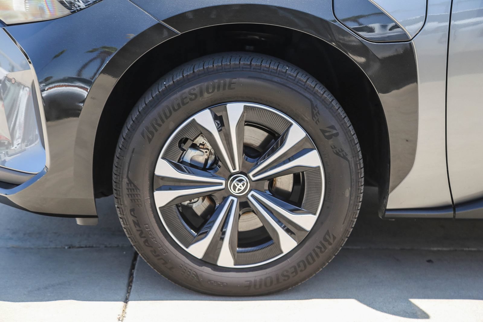 Certified 2025 Toyota bZ4X FWD w/ Weather Package image 9