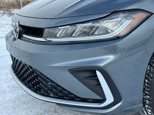 New 2025 Volkswagen Jetta SE image 9