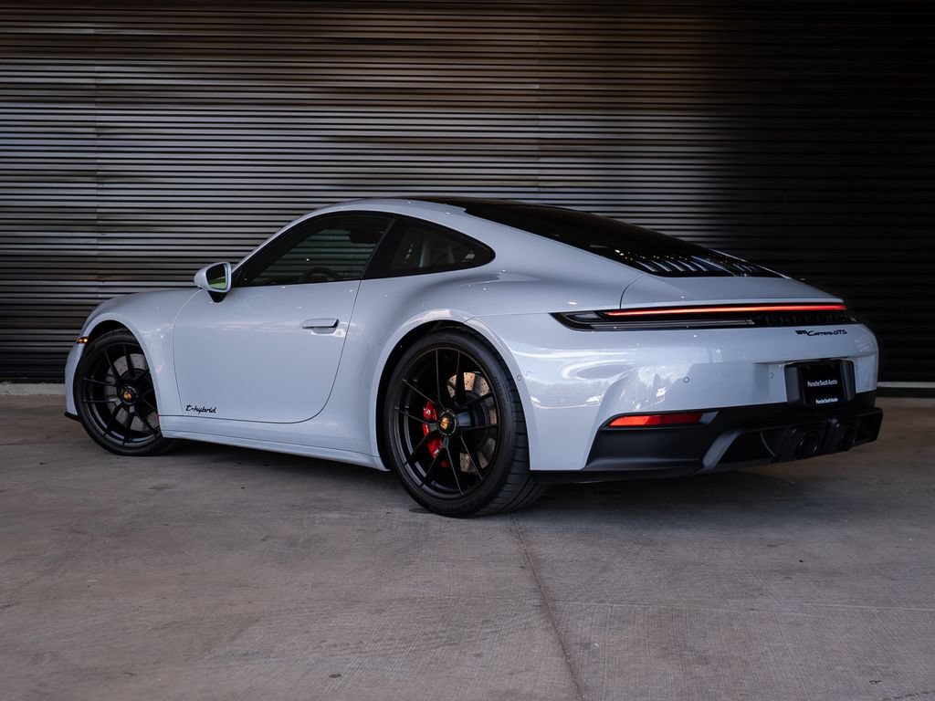 Certified 2026 Porsche 911 Carrera GTS RWD image 3