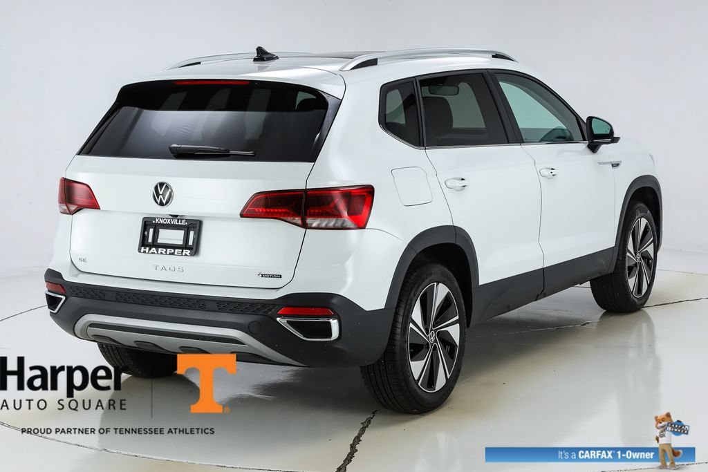 Used 2024 Volkswagen Taos SE w/ Panoramic Sunroof Package AWD/4WD image 46