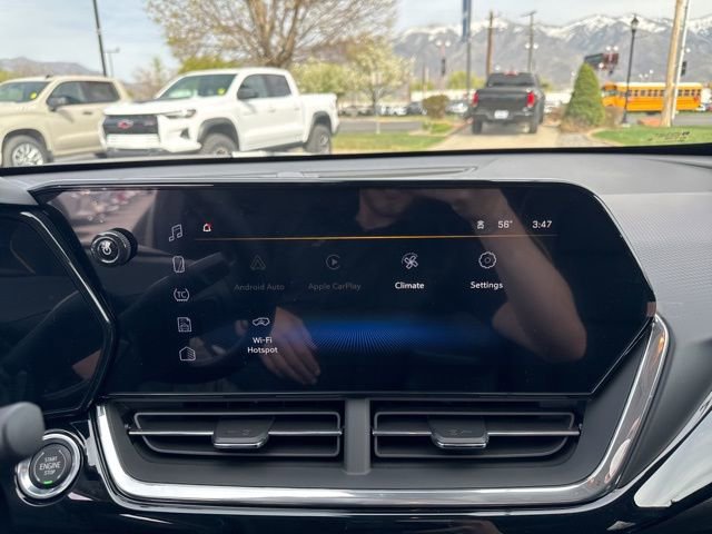 New 2026 Chevrolet Trax ACTIV w/ Sunroof Package FWD image 24