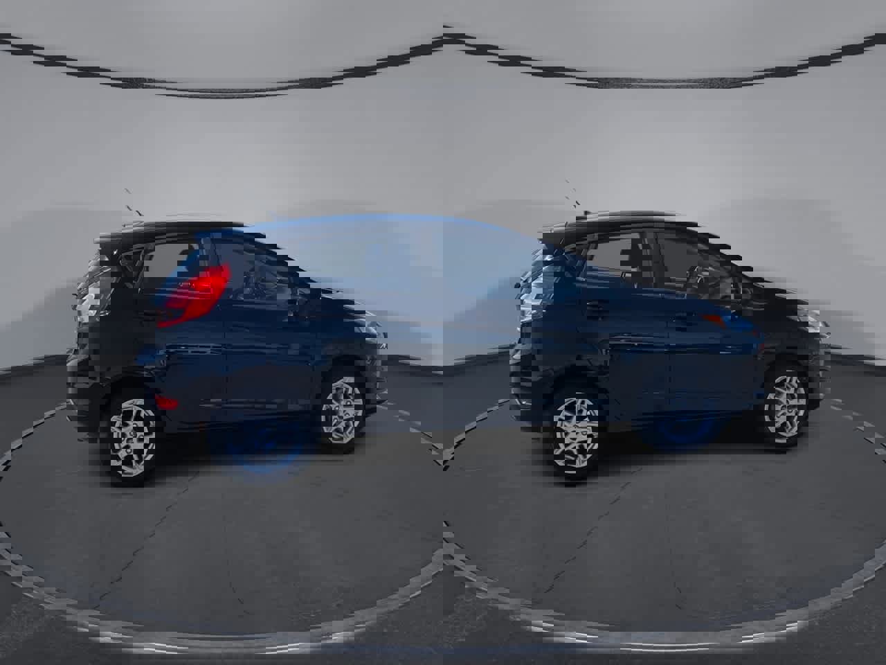 Used 2018 Ford Fiesta SE image 2