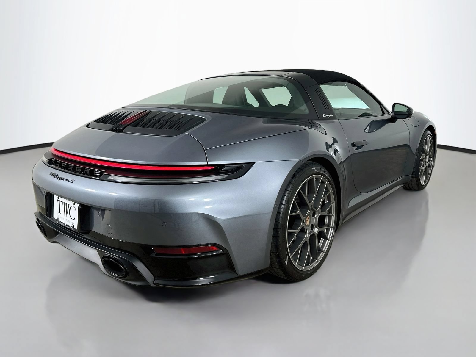 Used 2026 Porsche 911 Targa 4S AWD/4WD image 5