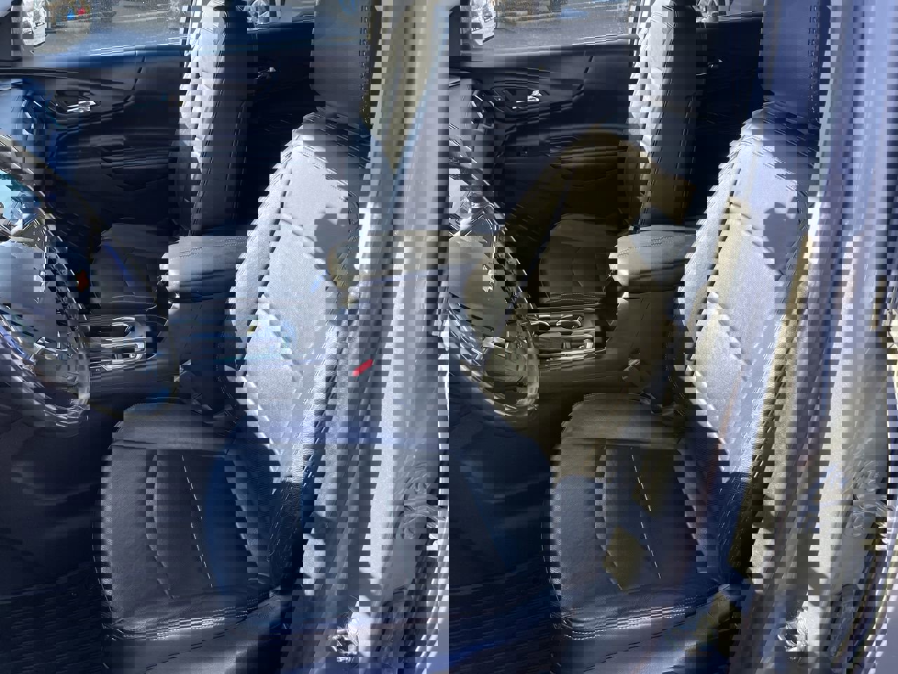 Used 2019 Chevrolet Equinox Premier image 19