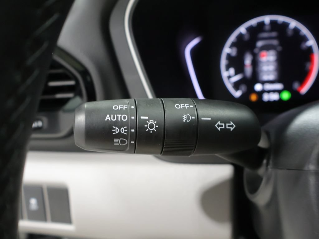 Used 2025 Honda Pilot Touring image 38