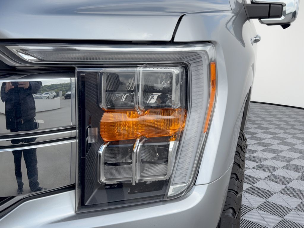 Used 2021 Ford F150 Lariat AWD/4WD image 12