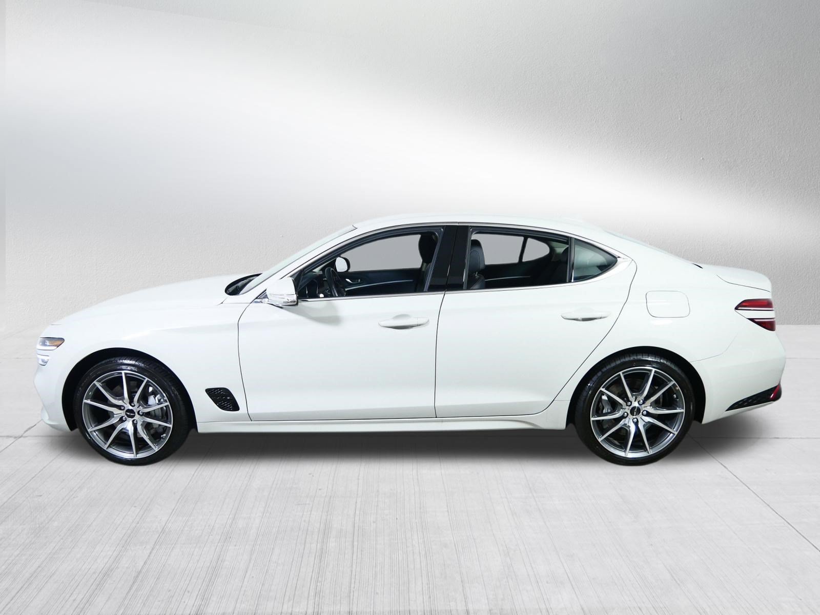 Certified 2026 Genesis G70 2.5T AWD/4WD image 4
