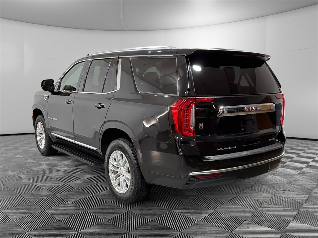 Used 2024 GMC Yukon SLT image 3