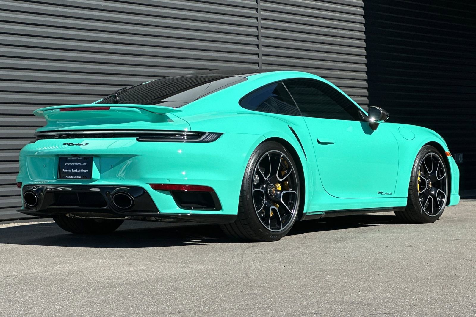 Used 2022 Porsche 911 Turbo S image 8