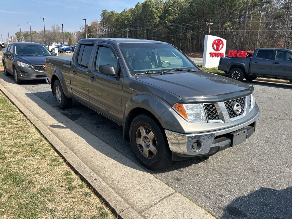 Used 2008 Nissan Frontier SE w/ SE Value Truck Pkg image 9