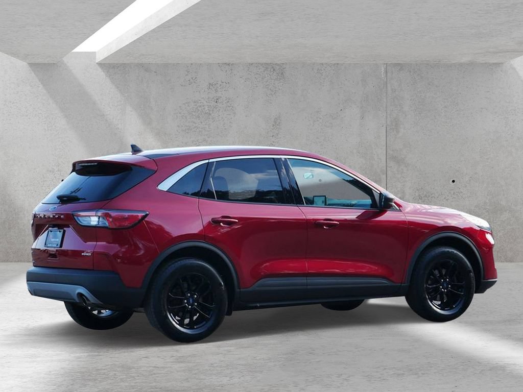 Certified 2022 Ford Escape SE w/ Convenience Package AWD/4WD image 3
