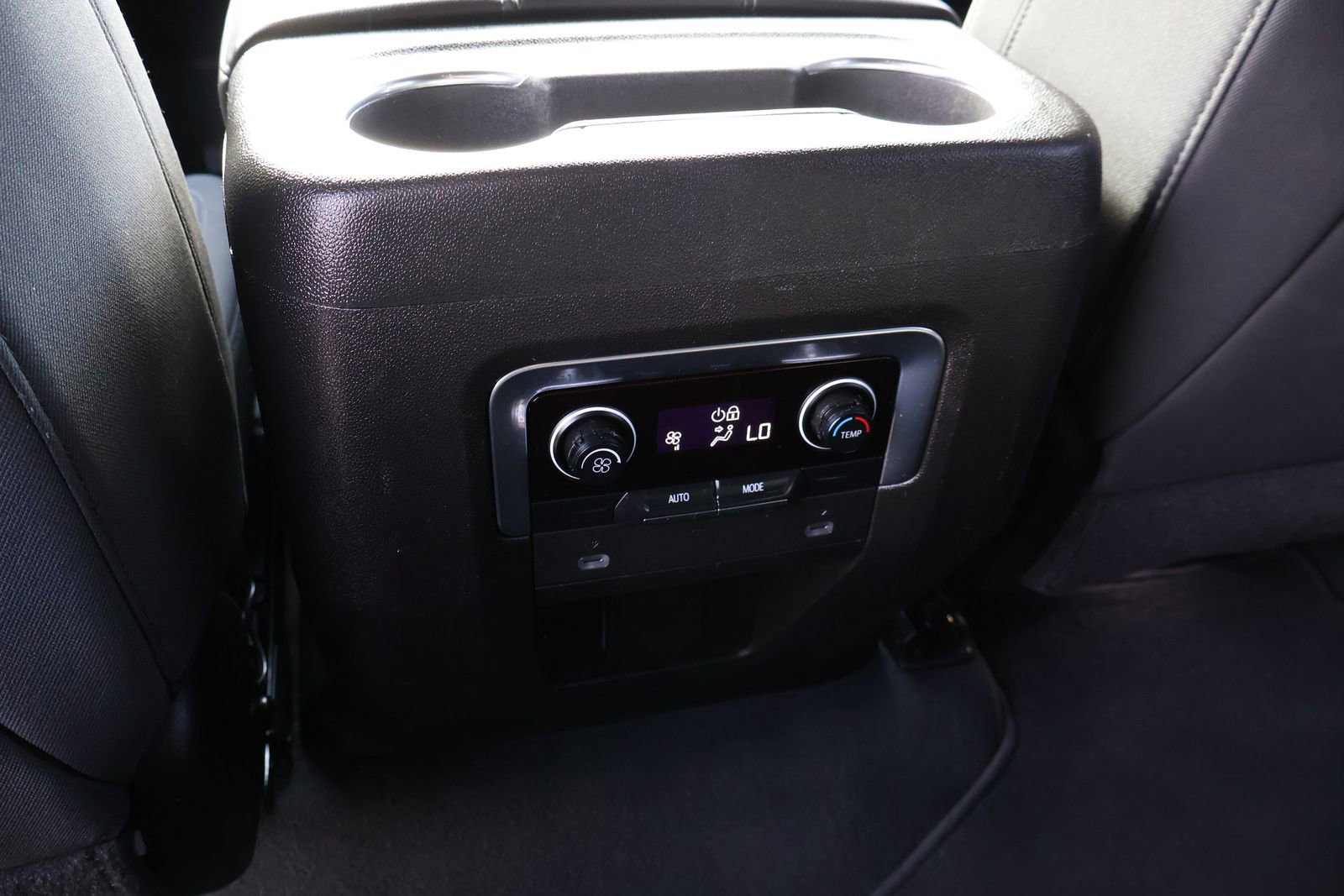 Used 2021 Chevrolet Tahoe LS RWD image 14