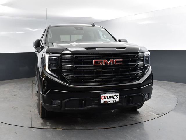 Used 2025 GMC Sierra 1500 Elevation w/ Preferred Package image 2