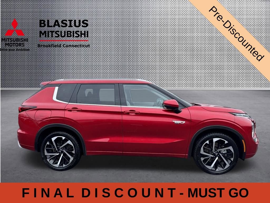 Used 2023 Mitsubishi Outlander SEL AWD/4WD image 8