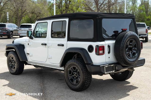 Used 2024 Jeep Wrangler Sport image 10