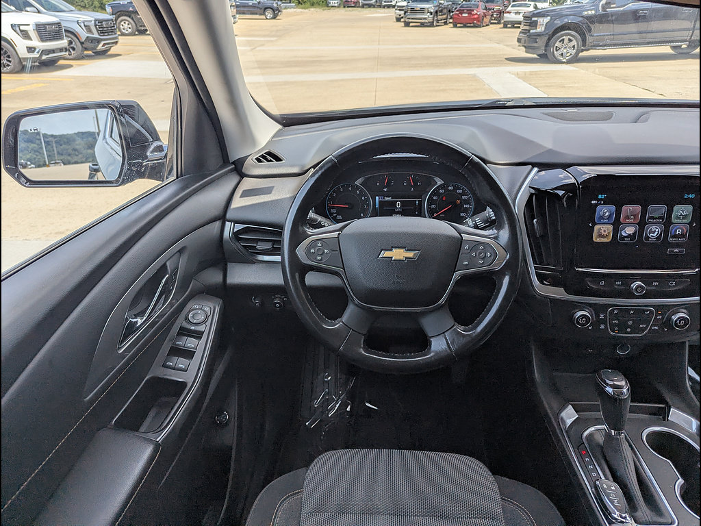 Used 2019 Chevrolet Traverse LT w/ LPO, Floor Liner Package AWD/4WD image 3