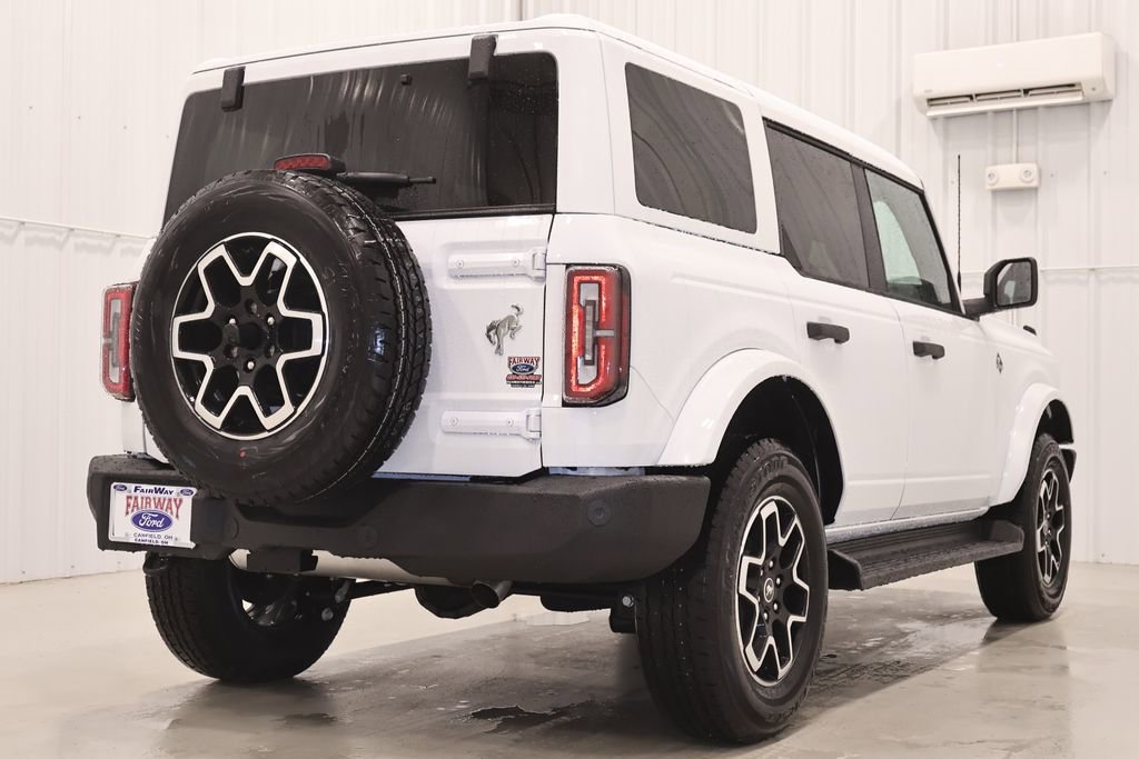New 2026 Ford Bronco Outer Banks AWD/4WD image 9