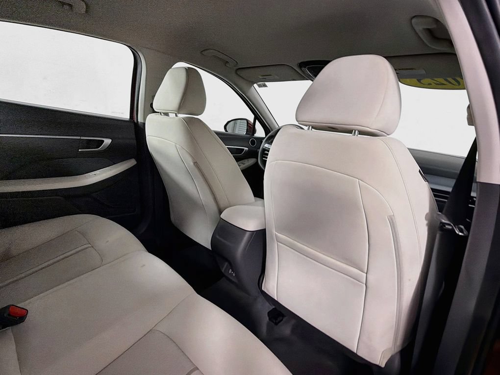 Used 2025 Hyundai Sonata SEL FWD image 27