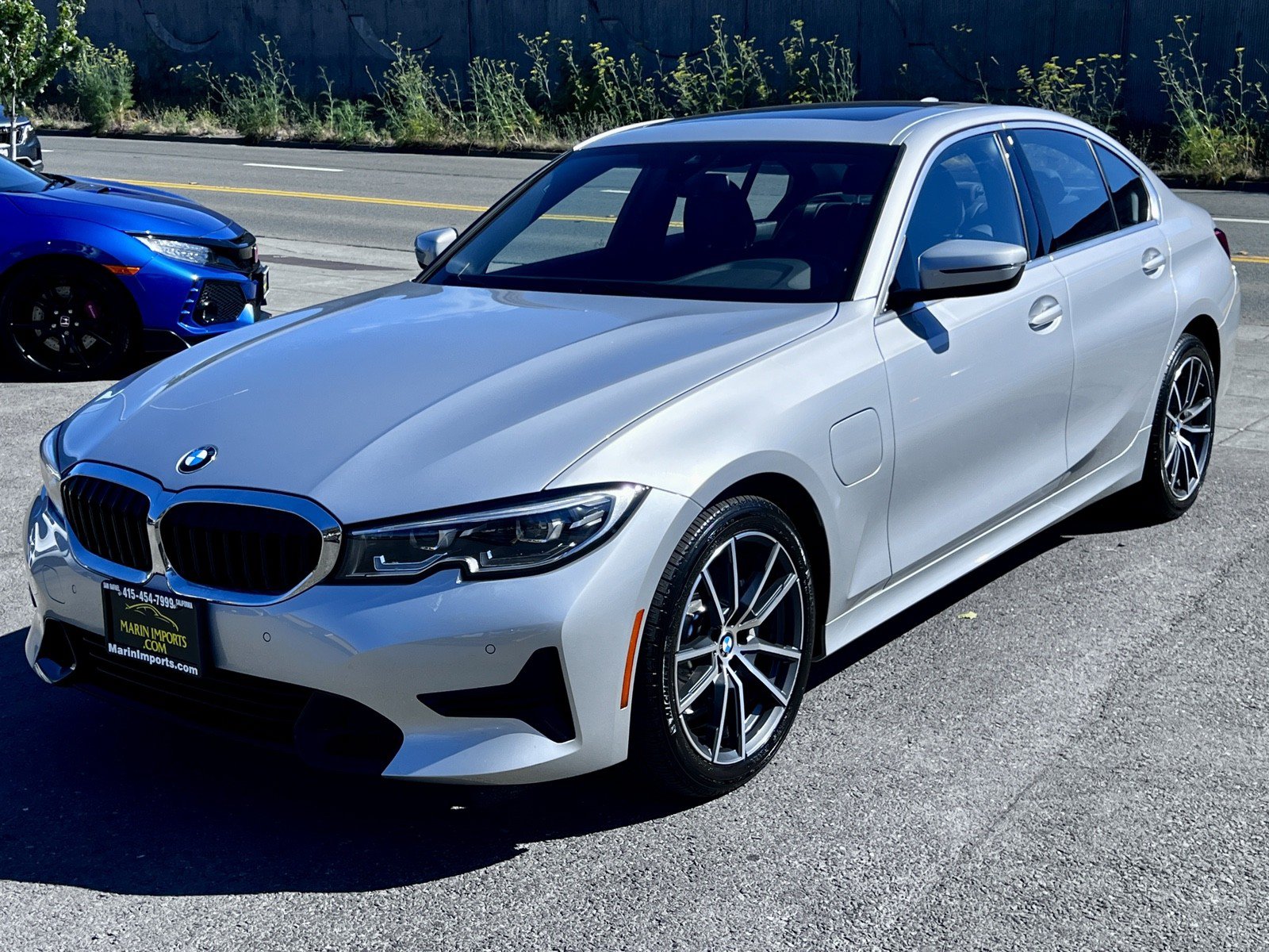 Used 2021 BMW 330e w/ Convenience Package RWD image 10