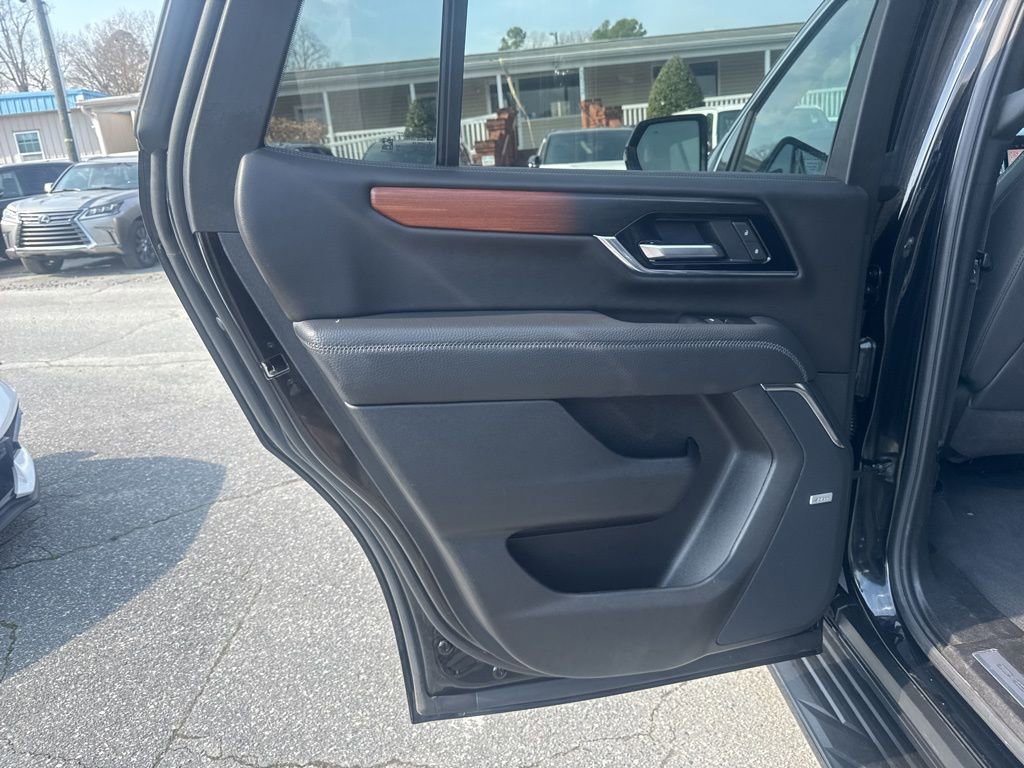 Used 2025 GMC Yukon Denali image 29