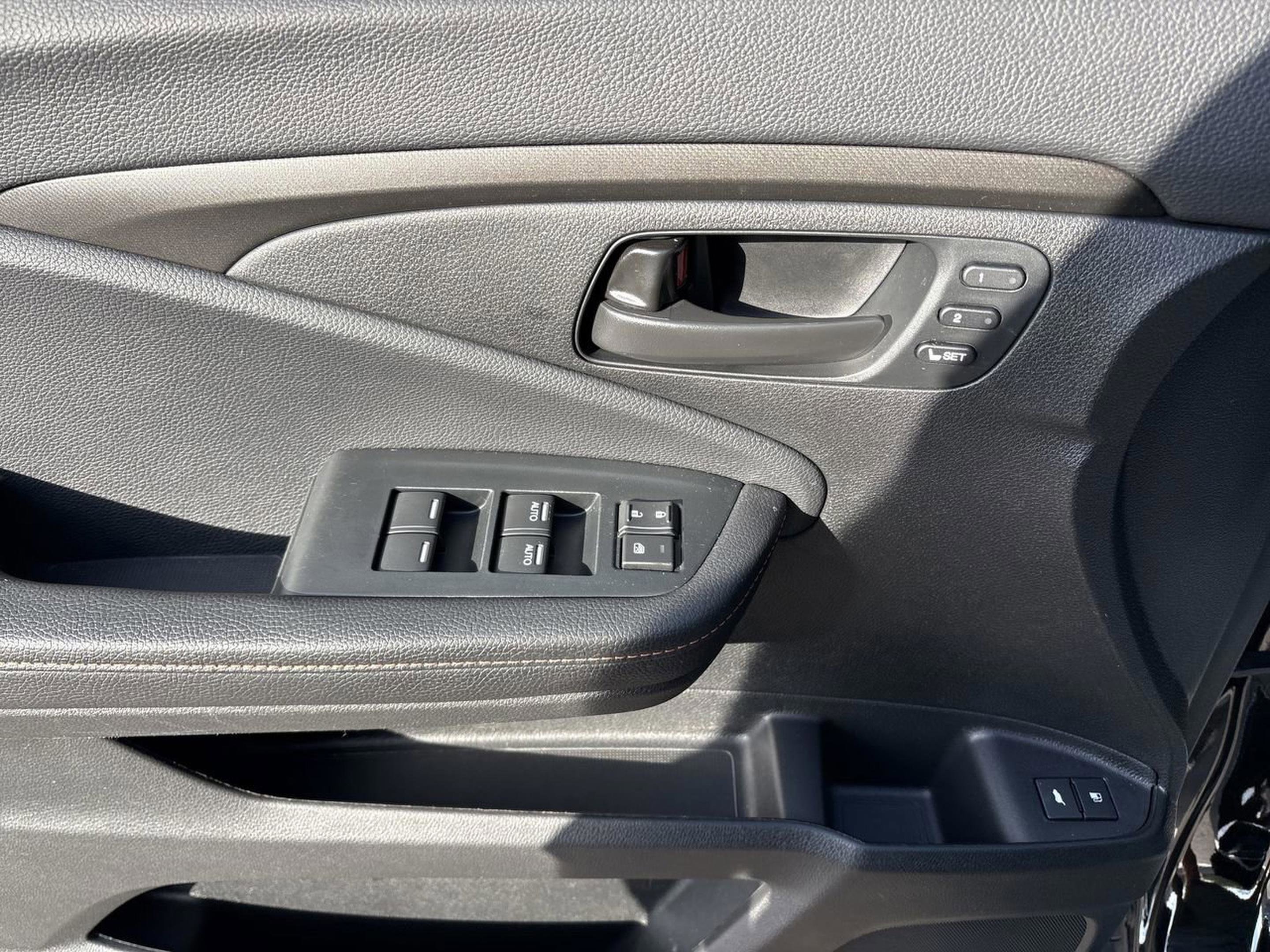 Used 2024 Honda Passport TrailSport image 17