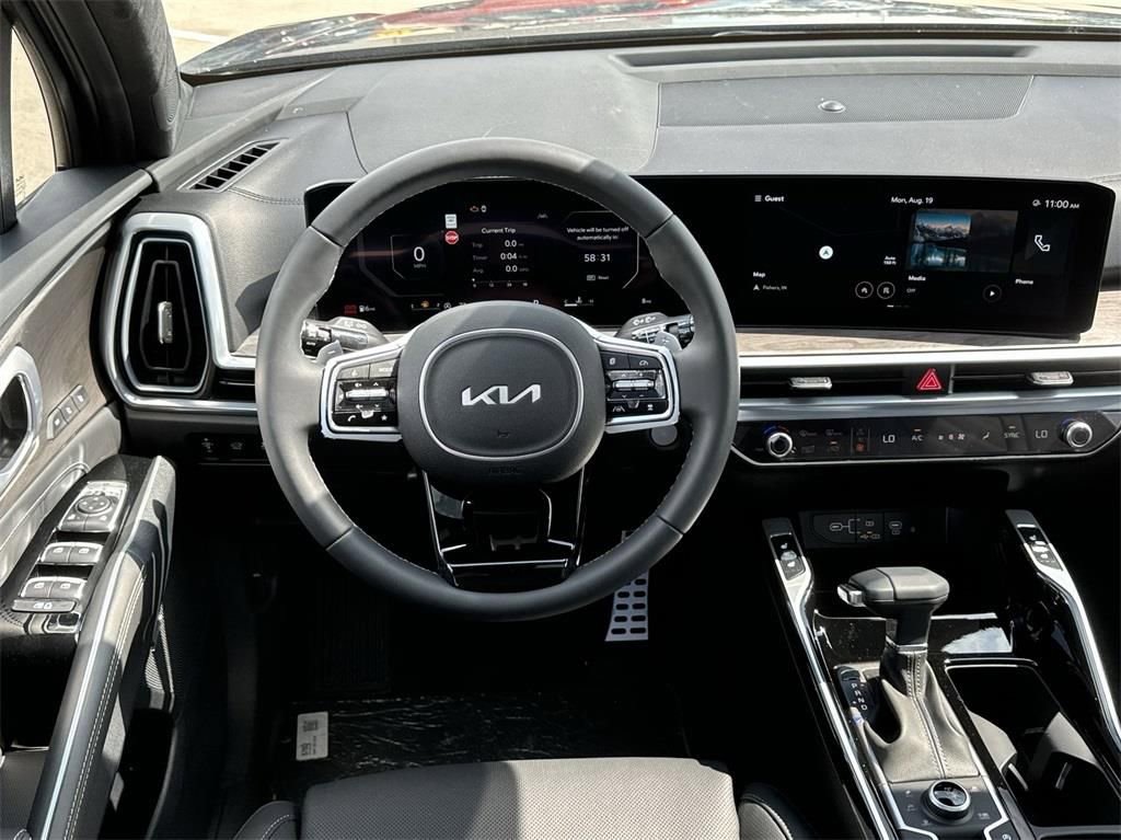 Certified 2025 Kia Sorento SX Prestige image 19