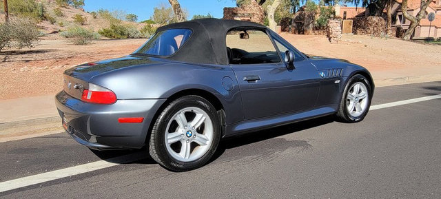 Used 2000 BMW Z3 2.5i image 17