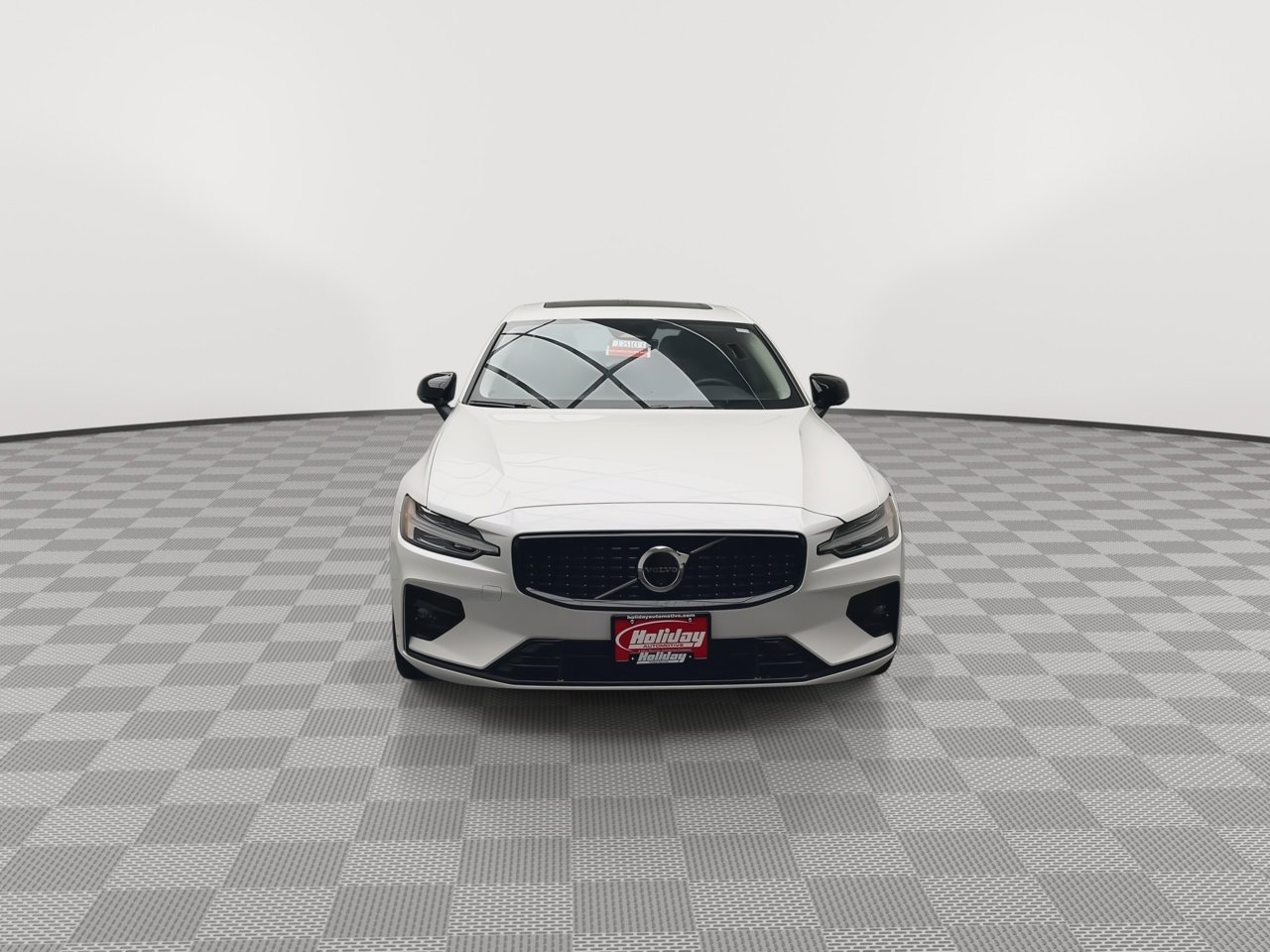 Used 2024 Volvo S60 B5 Plus image 34
