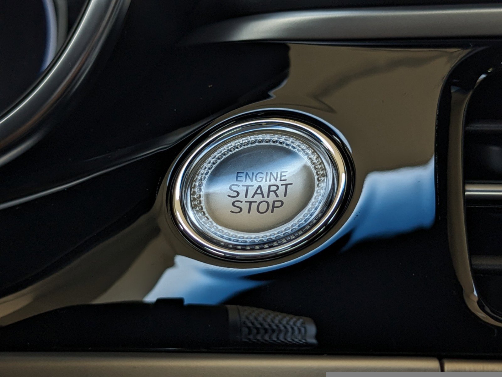 Certified 2024 Genesis G70 3.3T Advanced w/ Sport Prestige Package image 27