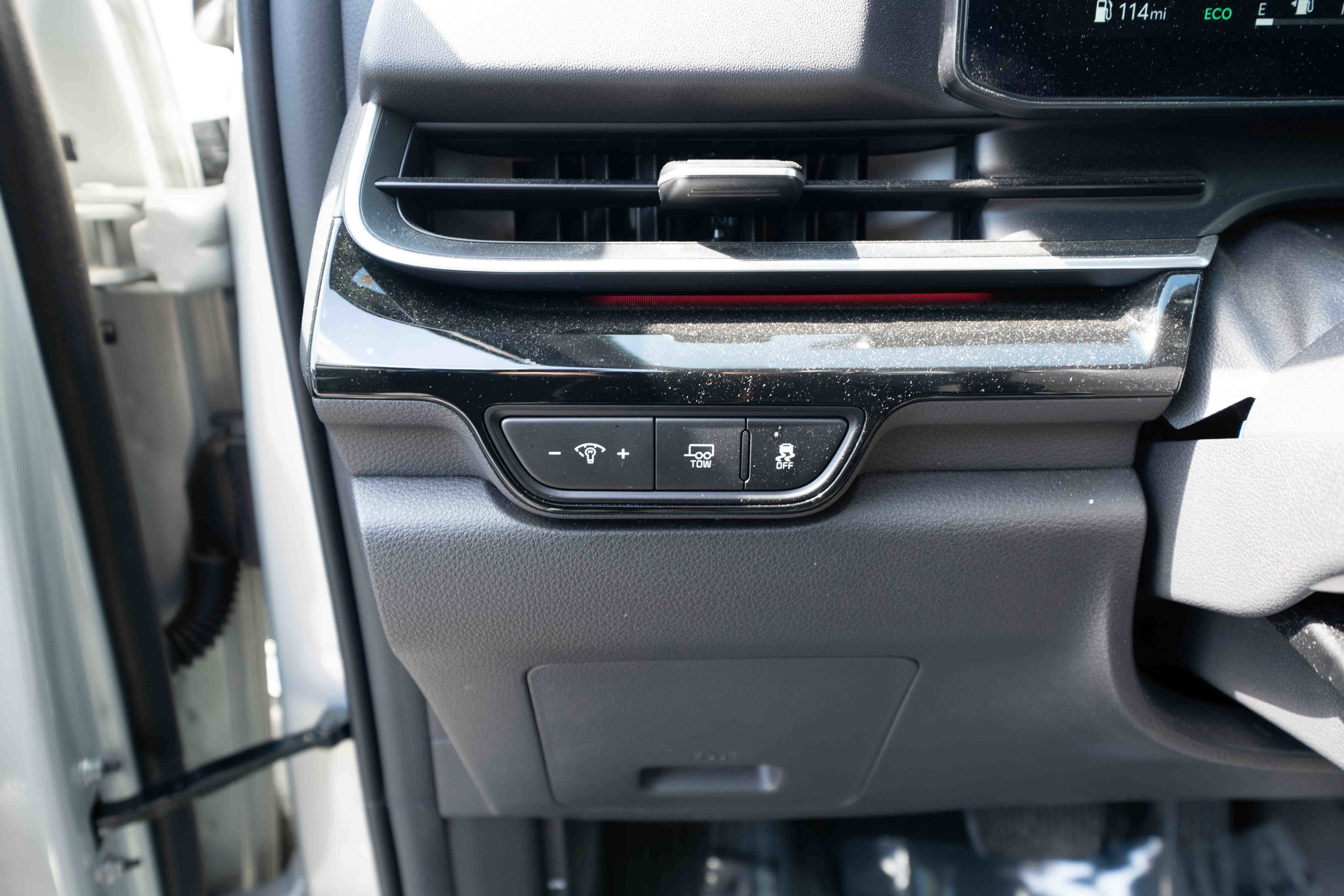 Used 2025 Kia Carnival SX Prestige FWD image 11
