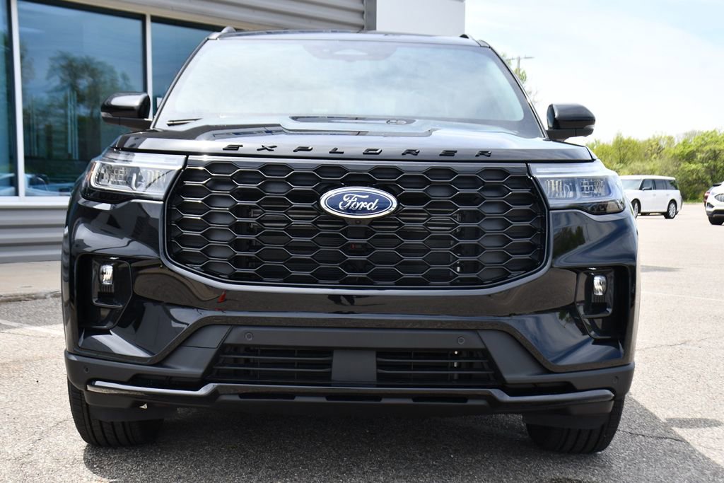 New 2026 Ford Explorer ST-Line AWD/4WD image 10