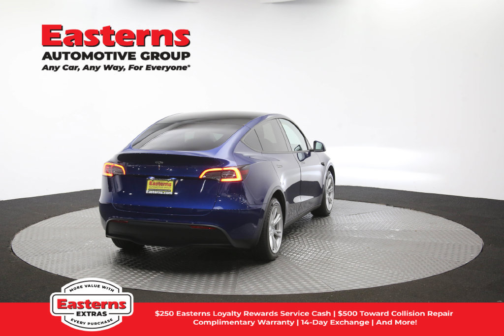 Used 2021 Tesla Model Y Long Range AWD/4WD image 37