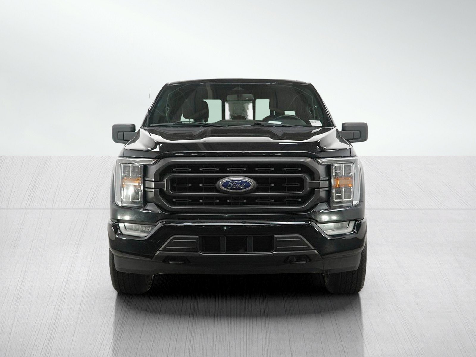 Used 2022 Ford F150 XLT w/ Equipment Group 302A High AWD/4WD image 8
