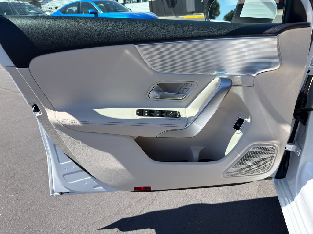 Used 2022 Mercedes-Benz A 220 image 12