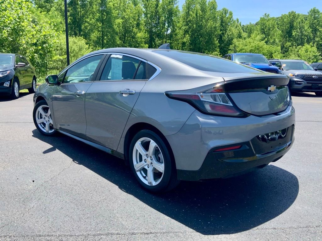 Used 2018 Chevrolet Volt LT w/ Comfort Package FWD image 10