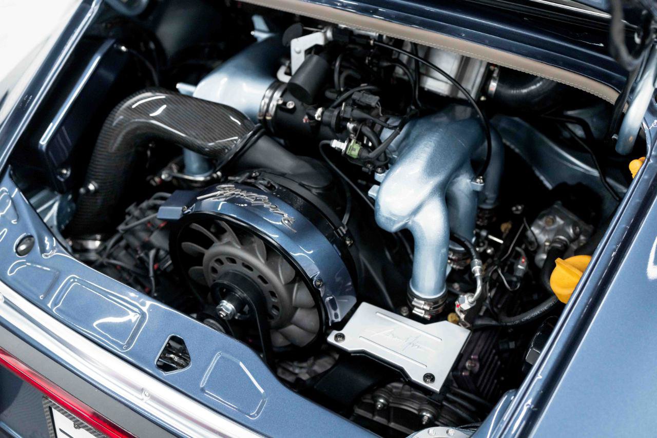 Used 1991 Porsche 911 Carrera image 96