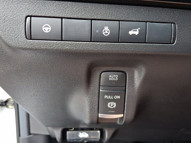 Certified 2025 Nissan Murano SL AWD/4WD image 28