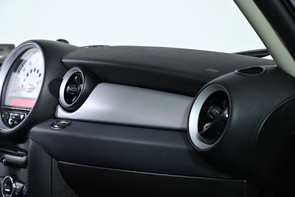 Used 2011 MINI Cooper Hardtop FWD image 23