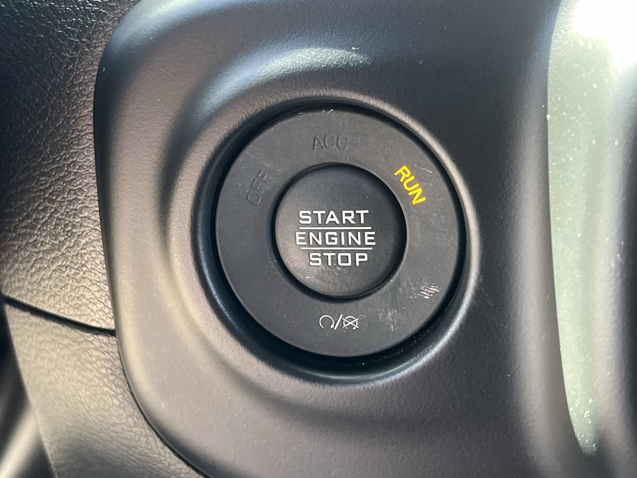 Used 2023 Jeep Wrangler Unlimited w/ Cold Weather Group AWD/4WD image 15