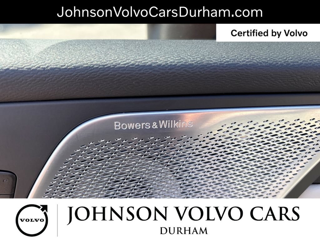 Certified 2026 Volvo XC60 T8 Ultra AWD/4WD image 11