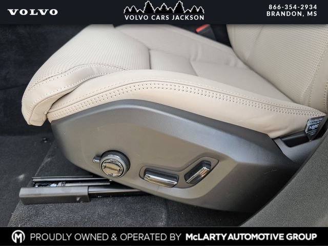 New 2026 Volvo XC90 B6 Ultra w/ Protection Package Premier AWD/4WD image 14