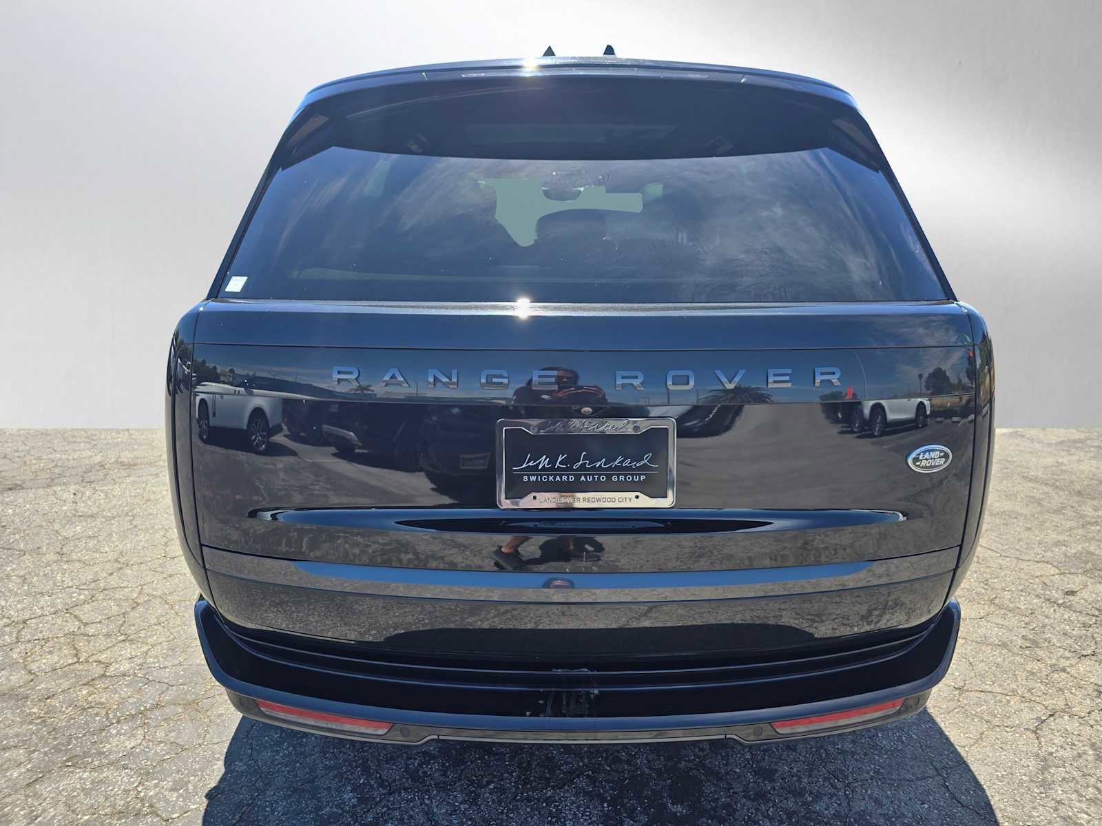 Used 2023 Land Rover Range Rover SE image 4